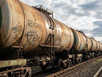 Запрет на экспорт бензина распространен на всех производителей до 31 июля